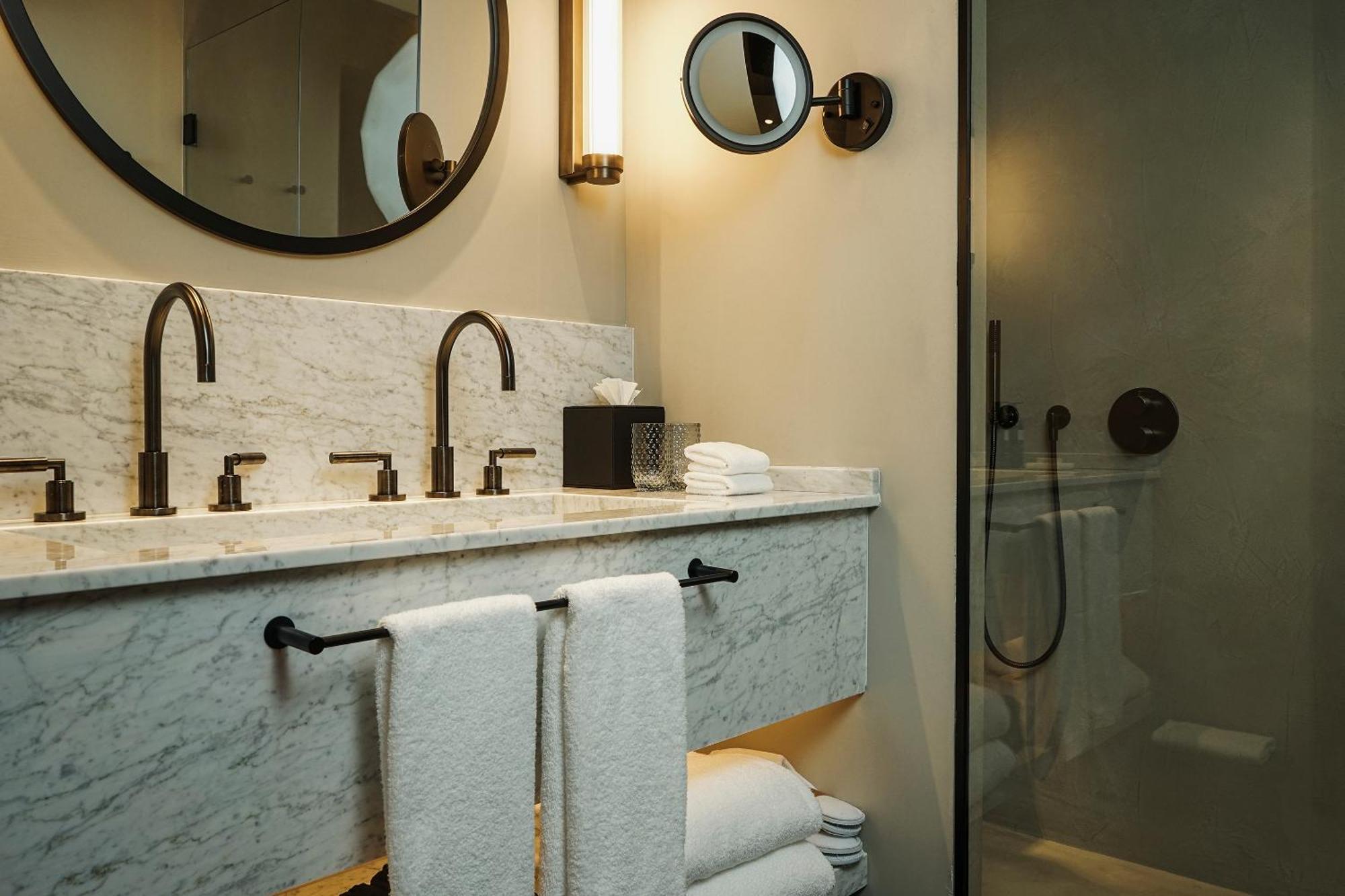 Mercer Plaza Sevilla 5 Gl Hotel Seville