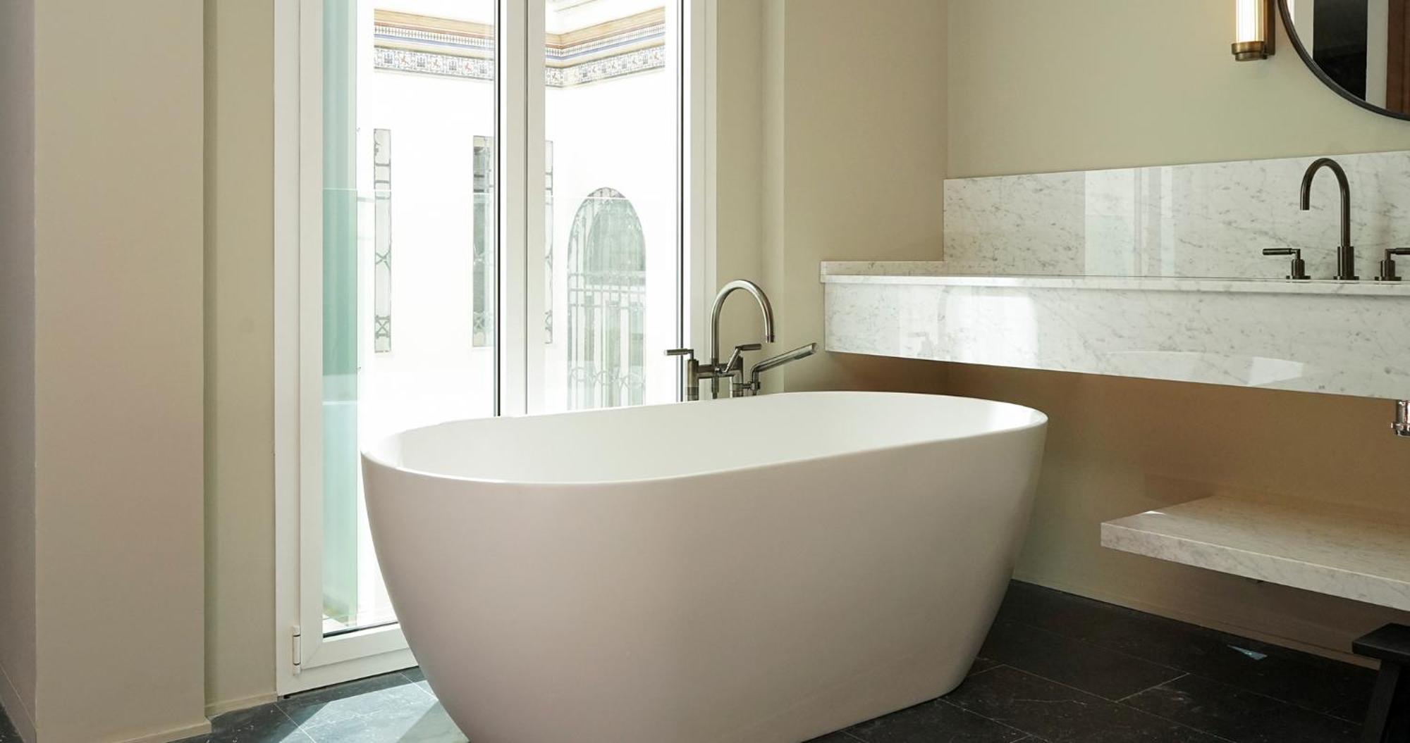 Mercer Plaza Sevilla 5 Gl 5* Seville