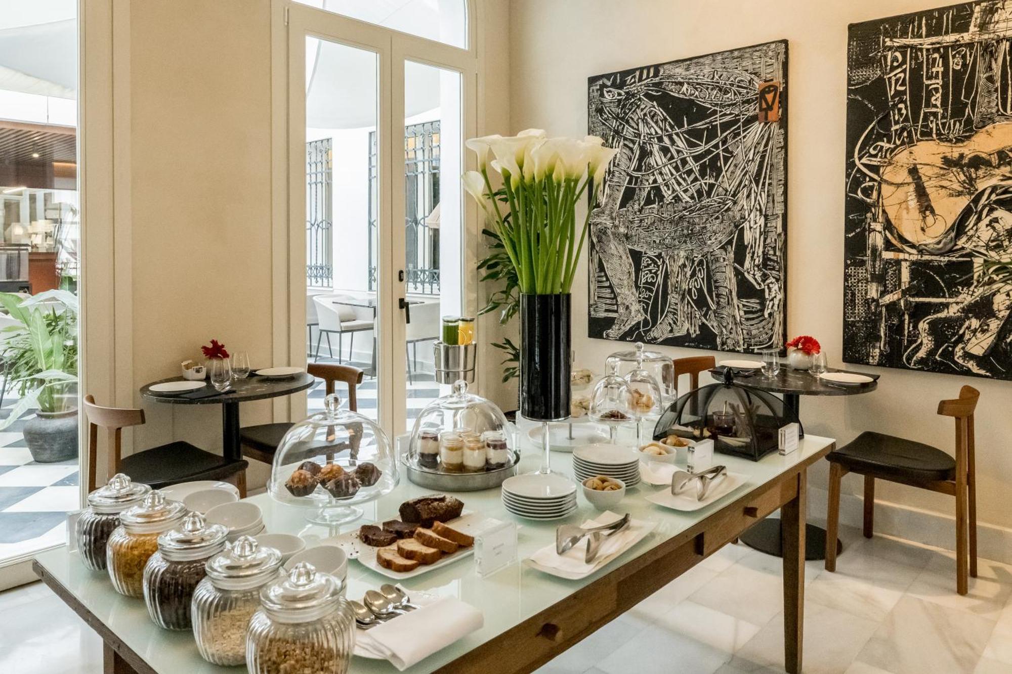 Mercer Plaza Sevilla 5 Gl Hotel Seville